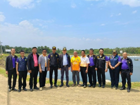 <strong>อ่านเพิ่มเติมเกี่ยวกับ</strong><br>อธิบดีกรมส่งเสริมสหกรณ์ พร้อมด้วย  ผู้ตรวจราชการกรม เขตตรวจราชการที่ 6 และ 7  สหกรณ์จังหวัดตรัง และสหกรณ์จังหวัดในพื้นที่ใกล้เคียง ลงพื้นที่เยี่ยมชมการเลี้ยงกุ้งขาว และพบปะสมาชิกสหกรณ์เพาะเลี้ยงสัตว์น้ำจังหวัดตรัง จำกัด ณ บ่อเลี้ยงกุ้งนายสถิต ศิริพันธ์ ต อธิบดีกรมส่งเสริมสหกรณ์ พร้อมด้วย  ผู้ตรวจราชการกรม เขตตรวจราชการที่ 6 และ 7  สหกรณ์จังหวัดตรัง และสหกรณ์จังหวัดในพื้นที่ใกล้เคียง ลงพื้นที่เยี่ยมชมการเลี้ยงกุ้งขาว และพบปะสมาชิกสหกรณ์เพาะเลี้ยงสัตว์น้ำจังหวัดตรัง จำกัด ณ บ่อเลี้ยงกุ้งนายสถิต ศิริพันธ์ ต