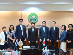 <strong>อ่านเพิ่มเติมเกี่ยวกับ</strong><br>อธิบดีกรมส่งเสริมสหกรณ์ ให้การต้อนรับ Mr.Kazuya Suzuki ผู้อำนวยการองค์การความร่วมมือระหว่างประเทศของญี่ปุ่น ประจำประเทศไทย ในโอกาสเข้าพบเพื่ออำลาตำแหน่ง และให้การต้อนรับ Mr.Shunsuke Sakudo ผู้อำนวยการองค์การความร่วมมือระหว่างประเทศของญี่ปุ่น ประจำประเทศไ อธิบดีกรมส่งเสริมสหกรณ์ ให้การต้อนรับ Mr.Kazuya Suzuki ผู้อำนวยการองค์การความร่วมมือระหว่างประเทศของญี่ปุ่น ประจำประเทศไทย ในโอกาสเข้าพบเพื่ออำลาตำแหน่ง และให้การต้อนรับ Mr.Shunsuke Sakudo ผู้อำนวยการองค์การความร่วมมือระหว่างประเทศของญี่ปุ่น ประจำประเทศไ