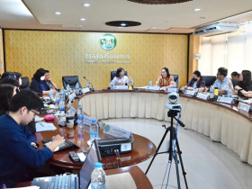 <strong>อ่านเพิ่มเติมเกี่ยวกับ</strong><br>ผู้ทรงคุณวุฒิด้านการสหกรณ์ เป็นประธานในการประชุมหารือแนวทางการบรรยายและอภิปรายในการจัดอบรมโครงการพัฒนาบุคลากรขับเคลื่อนงานบูรณาการความเข้มแข็งและตัวชี้วัดหลัก ภายใต้แผนระดับที่ 3 (พ.ศ. 2566 - 2570) ผู้ทรงคุณวุฒิด้านการสหกรณ์ เป็นประธานในการประชุมหารือแนวทางการบรรยายและอภิปรายในการจัดอบรมโครงการพัฒนาบุคลากรขับเคลื่อนงานบูรณาการความเข้มแข็งและตัวชี้วัดหลัก ภายใต้แผนระดับที่ 3 (พ.ศ. 2566 - 2570)