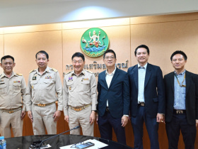 <strong>อ่านเพิ่มเติมเกี่ยวกับ</strong><br>อธิบดีกรมส่งเสริมสหกรณ์ ให้การต้อนรับ นายทวีสุข เมฆธวัชชัยกุล ประธานเจ้าหน้าที่สายการพาณิชย์ บริษัทเจียไต๋ จำกัด และคณะ เพื่อแลกเปลี่ยนความคิดเห็น ข้อเสนอแนะ ในการดำเนินโครงการลดราคาปุ๋ยเพื่อเกษตรกร ปี 2568 อธิบดีกรมส่งเสริมสหกรณ์ ให้การต้อนรับ นายทวีสุข เมฆธวัชชัยกุล ประธานเจ้าหน้าที่สายการพาณิชย์ บริษัทเจียไต๋ จำกัด และคณะ เพื่อแลกเปลี่ยนความคิดเห็น ข้อเสนอแนะ ในการดำเนินโครงการลดราคาปุ๋ยเพื่อเกษตรกร ปี 2568