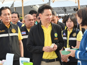 <strong>อ่านเพิ่มเติมเกี่ยวกับ</strong><br>นายอรรถกร ศิริลัทยากร รัฐมนตรีว่าการกระทรวงเกษตรและสหกรณ์ พร้อมด้วย นายอัครา พรหมเผ่า รัฐมนตรีช่วยว่าการกระทรวงเกษตรและสหกรณ์ ร่วมเปิดพิธีปล่อยพันธุ์สัตว์น้ำลงสู่กว๊านพะเยา ณ ลานอนุสาวรีย์พ่อขุนงามเมือง จังหวัดพะเยา นายอรรถกร ศิริลัทยากร รัฐมนตรีว่าการกระทรวงเกษตรและสหกรณ์ พร้อมด้วย นายอัครา พรหมเผ่า รัฐมนตรีช่วยว่าการกระทรวงเกษตรและสหกรณ์ ร่วมเปิดพิธีปล่อยพันธุ์สัตว์น้ำลงสู่กว๊านพะเยา ณ ลานอนุสาวรีย์พ่อขุนงามเมือง จังหวัดพะเยา