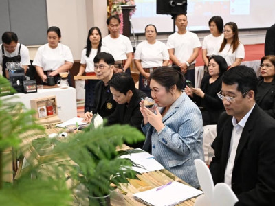 นางสาวปรานอม จันทร์ใหม่ ผู้ทรงคุณวุฒิด้านการสหกรณ์ ... พารามิเตอร์รูปภาพ 5