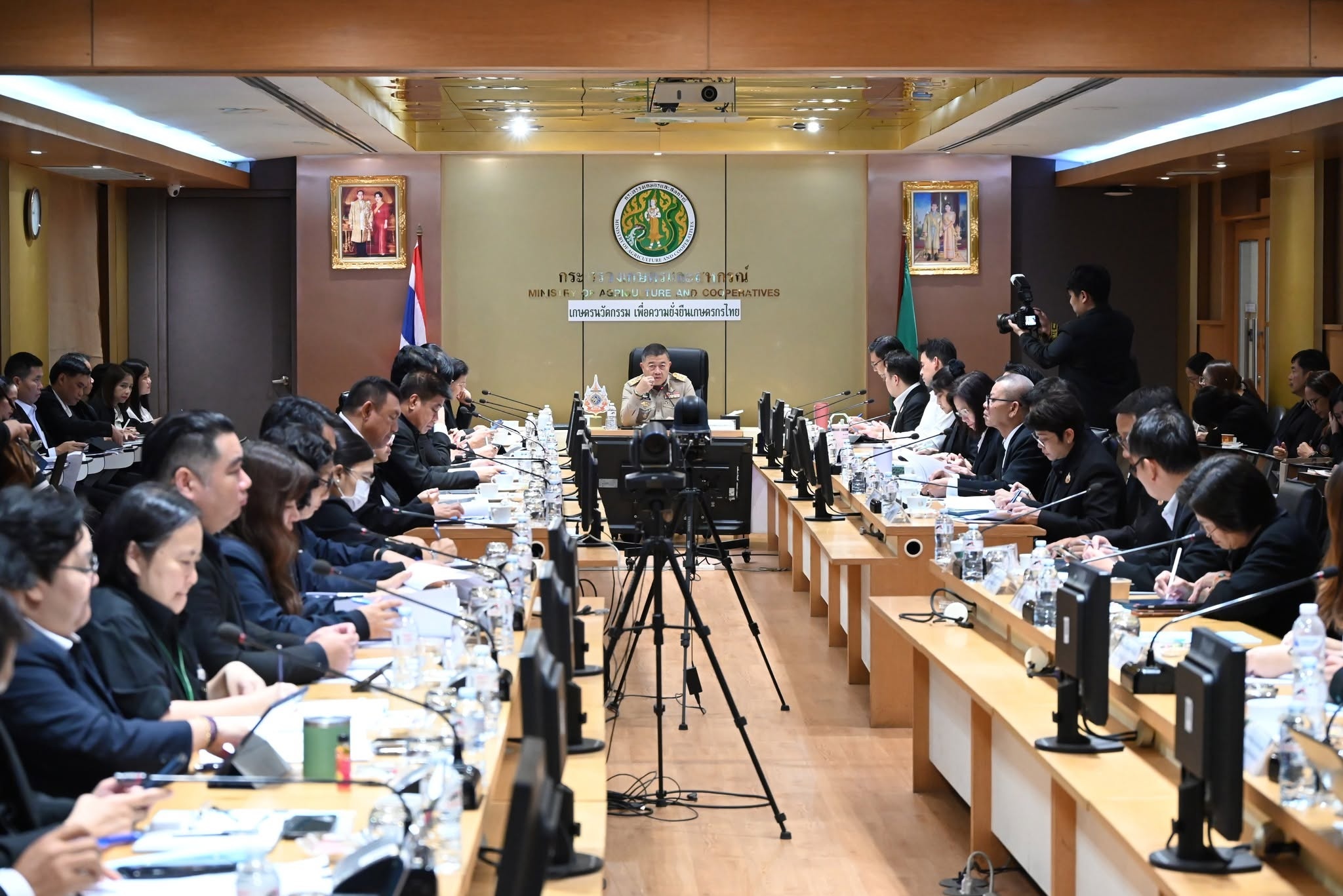 นายวิณะโรจน์ ทรัพย์ส่งสุข ปลัดกระทรวงเกษตรและสหกรณ์ ... พารามิเตอร์รูปภาพ 1