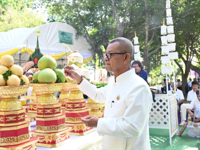 อธิบดีกรมส่งเสริมสหกรณ์ ประธานในพิธีฝ่ายฆราวาส ... พารามิเตอร์รูปภาพ 18
