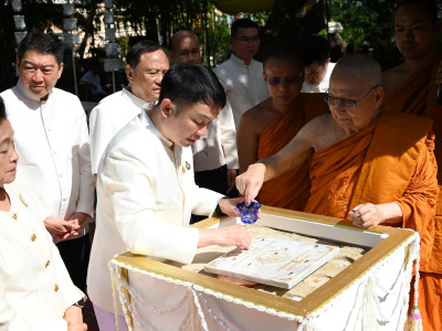 อธิบดีกรมส่งเสริมสหกรณ์ ประธานในพิธีฝ่ายฆราวาส ... พารามิเตอร์รูปภาพ 31