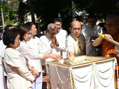 อธิบดีกรมส่งเสริมสหกรณ์ ประธานในพิธีฝ่ายฆราวาส ... พารามิเตอร์รูปภาพ 34