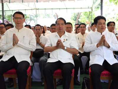 อธิบดีกรมส่งเสริมสหกรณ์ ประธานในพิธีฝ่ายฆราวาส ... พารามิเตอร์รูปภาพ 42