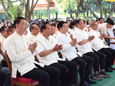 อธิบดีกรมส่งเสริมสหกรณ์ ประธานในพิธีฝ่ายฆราวาส ... พารามิเตอร์รูปภาพ 43