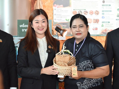 นางสาวปิยะรัฐชย์ ติยะไพรัช ... พารามิเตอร์รูปภาพ 34