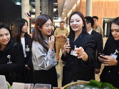 นางสาวปิยะรัฐชย์ ติยะไพรัช ... พารามิเตอร์รูปภาพ 3