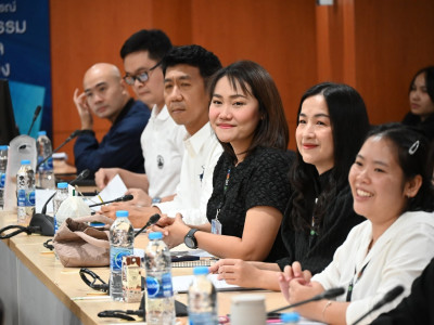 อธิบดีกรมส่งเสริมสหกรณ์ เป็นประธานในการประชุมข้าราชการ ... พารามิเตอร์รูปภาพ 45