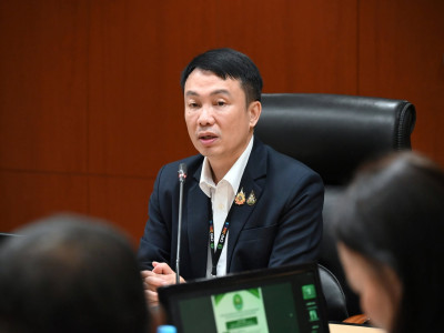 อธิบดีกรมส่งเสริมสหกรณ์ เป็นประธานในการประชุมข้าราชการ ... พารามิเตอร์รูปภาพ 8