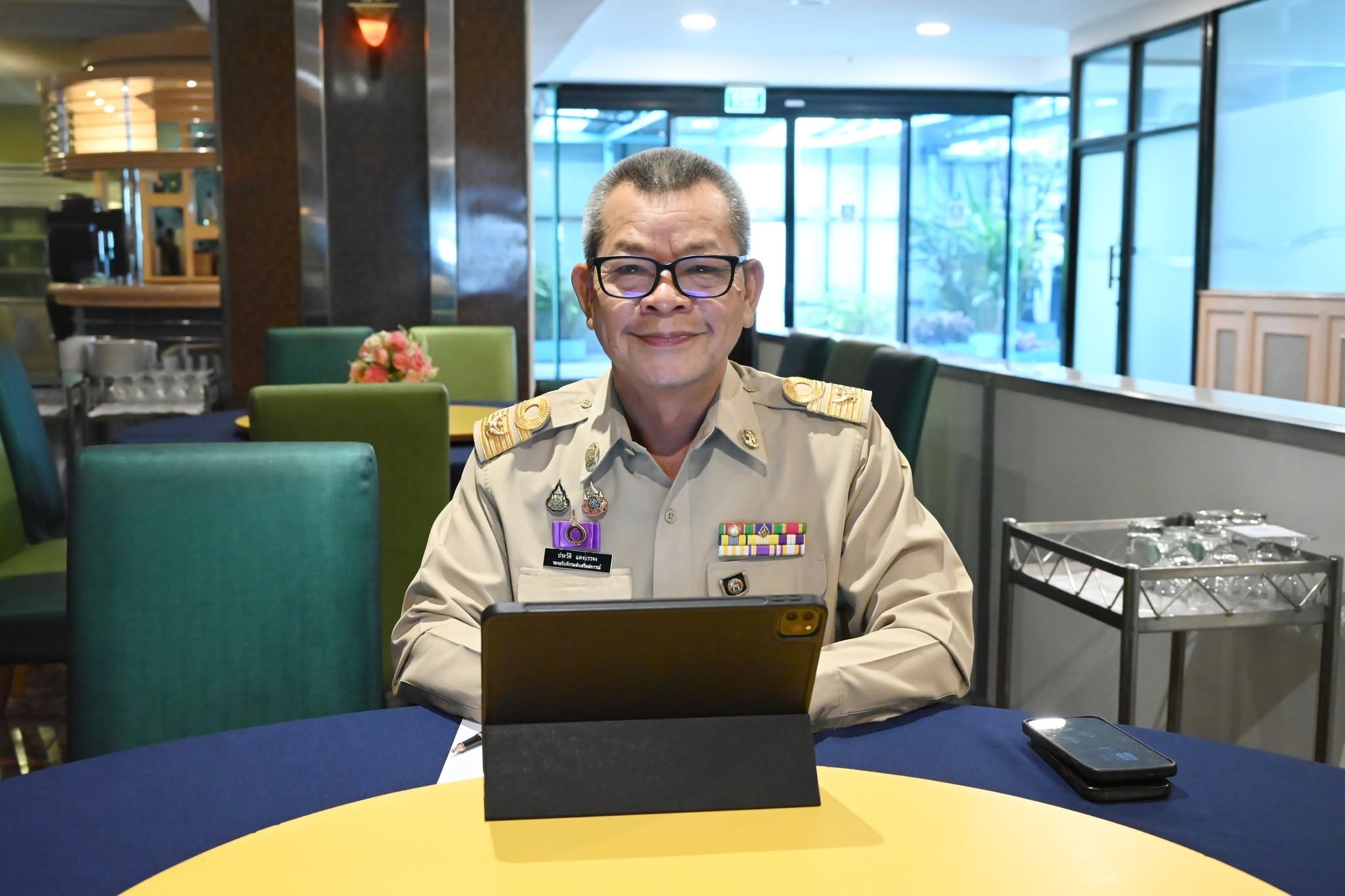 รองอธิบดีกรมส่งเสริมสหกรณ์ ... พารามิเตอร์รูปภาพ 1