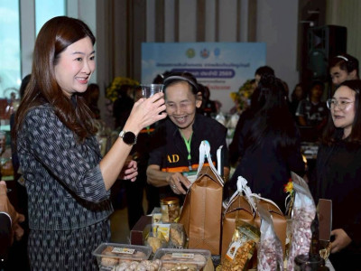 นางสาวปิยะรัฐชย์ ติยะไพรัช ... พารามิเตอร์รูปภาพ 16