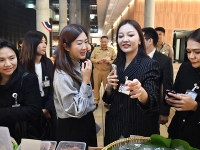 สหกรณ์ปลื้มยอดขายสินค้าดาวเด่นของจังหวัดชื่นชมลูกค้า ... พารามิเตอร์รูปภาพ 19