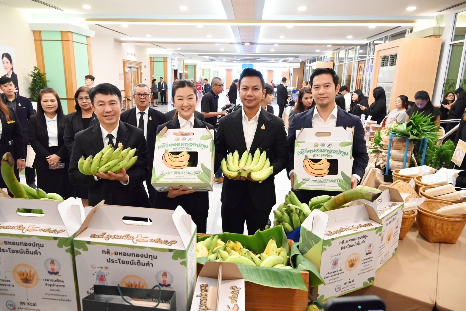 กรมส่งเสริมสหกรณ์เตรียมคิกออฟศูนย์กระจายสินค้าสหกรณ์หวังช่วยกระจายสินค้าดาวเด่นประจำจังหวัดทั่วไทย ... พารามิเตอร์รูปภาพ 1