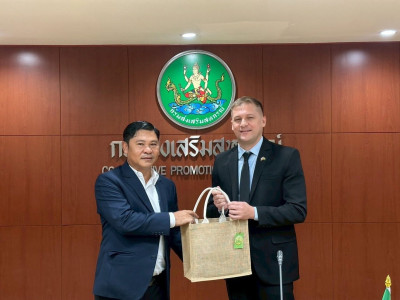 รองอธิบดีกรมส่งเสริมสหกรณ์ พร้อมด้วย Mr.Lucas Fiuza de ... พารามิเตอร์รูปภาพ 23