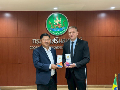 รองอธิบดีกรมส่งเสริมสหกรณ์ พร้อมด้วย Mr.Lucas Fiuza de ... พารามิเตอร์รูปภาพ 24