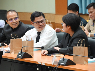 นายกฤษ อุตตมะเวทิน รองปลัดกระทรวงเกษตรและสหกรณ์ ... พารามิเตอร์รูปภาพ 16