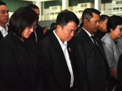 นายอนุทิน ชาญวีรกูล ... พารามิเตอร์รูปภาพ 21