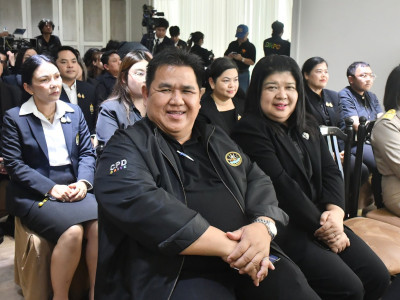รองอธิบดีกรมส่งเสริมสหกรณ์ พร้อมด้วย ... พารามิเตอร์รูปภาพ 10