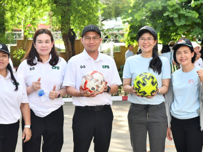 อธิบดีกรมส่งเสริมสหกรณ์ พร้อมด้วย นายวุฒิพงศ์ เนียมหอม ... พารามิเตอร์รูปภาพ 5