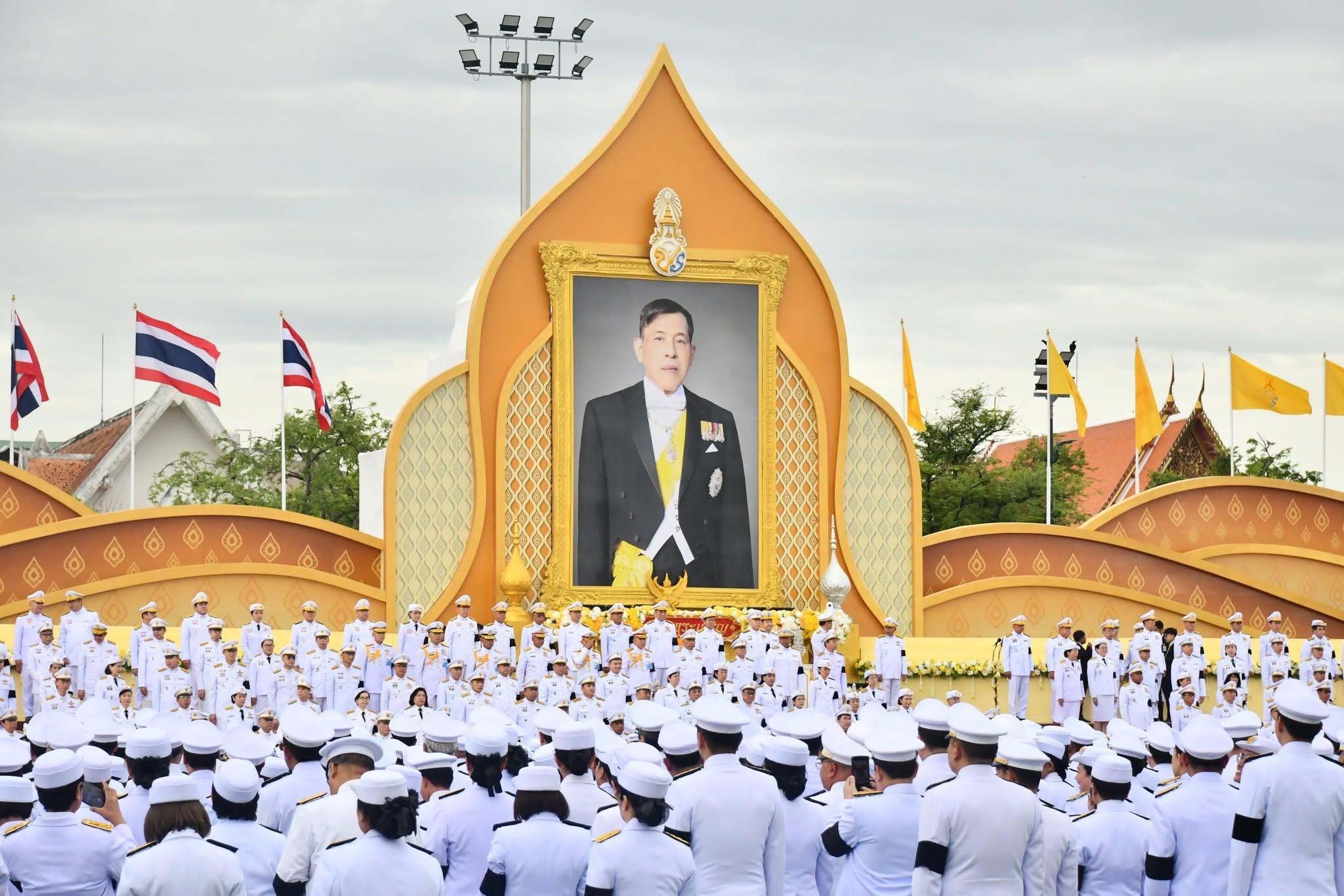 นายอนุทิน ชาญวีรกูล นายกรัฐมนตรี ... พารามิเตอร์รูปภาพ 1