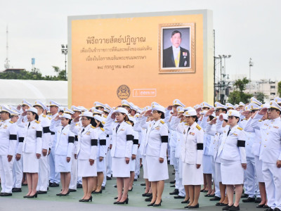 นายอนุทิน ชาญวีรกูล นายกรัฐมนตรี ... พารามิเตอร์รูปภาพ 41