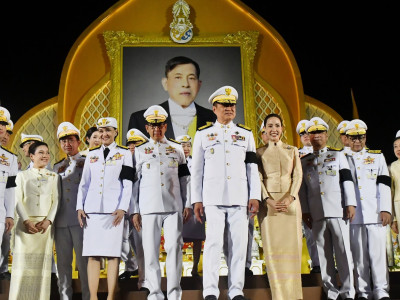 นายอนุทิน ชาญวีรกูล นายกรัฐมนตรี และนางธนนนท์ ชาญวีรกูล ... พารามิเตอร์รูปภาพ 1