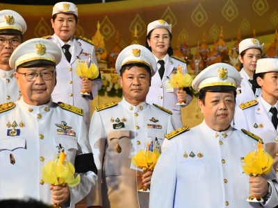 นายอนุทิน ชาญวีรกูล นายกรัฐมนตรี และนางธนนนท์ ชาญวีรกูล ... พารามิเตอร์รูปภาพ 16