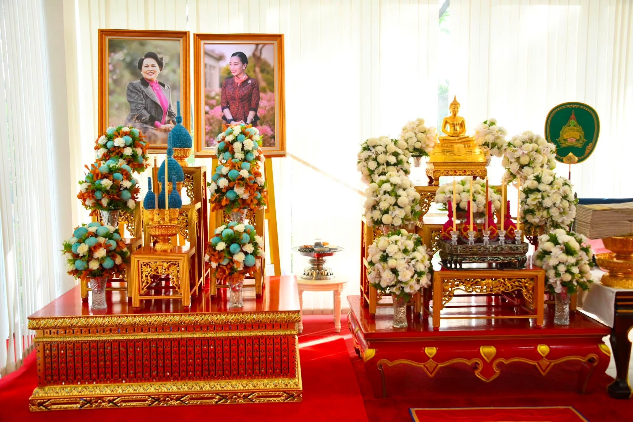 รองอธิบดีกรมส่งเสริมสหกรณ์ พร้อมด้วย ... พารามิเตอร์รูปภาพ 1