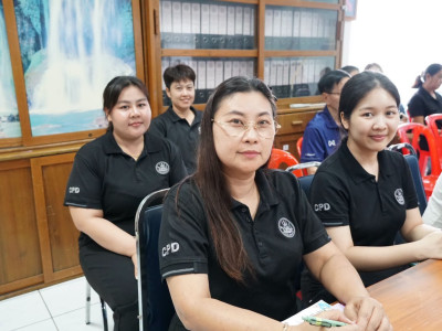 รองอธิบดีกรมส่งเสริมสหกรณ์ พร้อมด้วย นางสาวโสภิดา ... พารามิเตอร์รูปภาพ 8