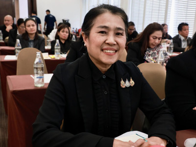 นางสาวปรานอม จันทร์ใหม่ ผู้ทรงคุณวุฒิด้านการสหกรณ์ ... พารามิเตอร์รูปภาพ 49
