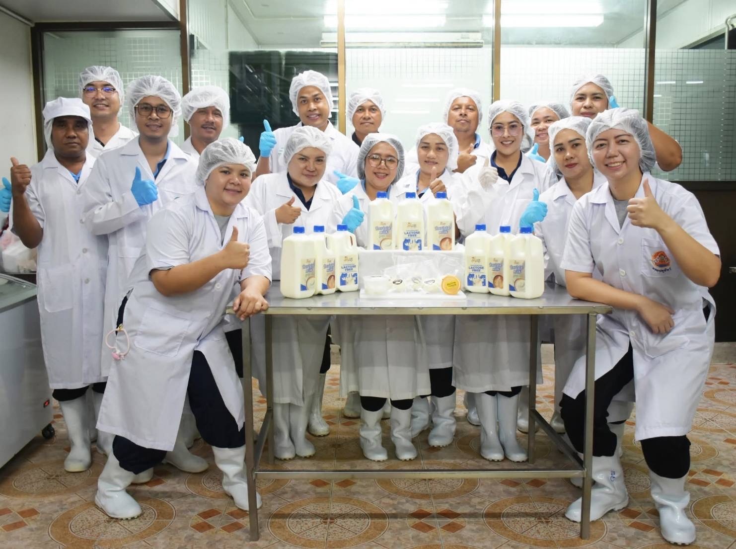 นมคุณภาพดี จากวัวอารมณ์ดี “นมพัทลุง” ผลิตจากนมโคแท้ 100% พารามิเตอร์รูปภาพ 1