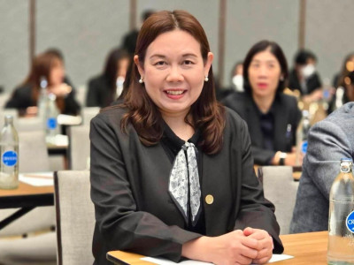 รองอธิบดีกรมส่งเสริมสหกรณ์ พร้อมด้วย นางสาวอุบลวรรณ พัฒนลาภ ... พารามิเตอร์รูปภาพ 13
