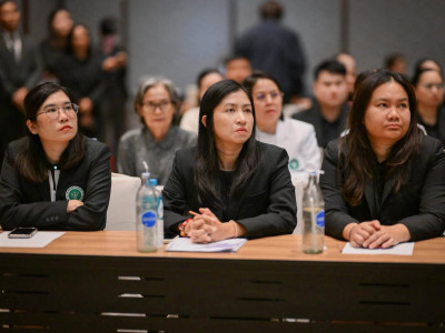 รองอธิบดีกรมส่งเสริมสหกรณ์ พร้อมด้วย นางสาวอุบลวรรณ พัฒนลาภ ... พารามิเตอร์รูปภาพ 22