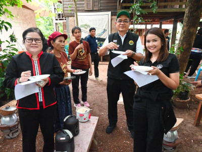 รองอธิบดีกรมส่งเสริมสหกรณ์ พร้อมด้วย ก ผู้ตรวจราชการกรม ... พารามิเตอร์รูปภาพ 15