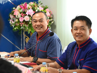 รองอธิบดีกรมส่งเสริมสหกรณ์ พร้อมด้วย ผู้ตรวจราชการกรม ... พารามิเตอร์รูปภาพ 20