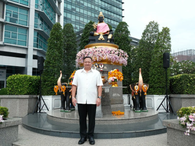นายสาธิต ปานขำ เลขานุการกรม ... พารามิเตอร์รูปภาพ 4