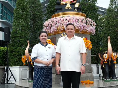 นายสาธิต ปานขำ เลขานุการกรม ... พารามิเตอร์รูปภาพ 6