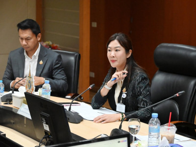 นายประเสริฐ จันทรรวงทอง รัฐมนตรีว่าการกระทรวงศึกษาธิการ ... พารามิเตอร์รูปภาพ 22