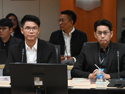 นายประเสริฐ จันทรรวงทอง รัฐมนตรีว่าการกระทรวงศึกษาธิการ ... พารามิเตอร์รูปภาพ 44