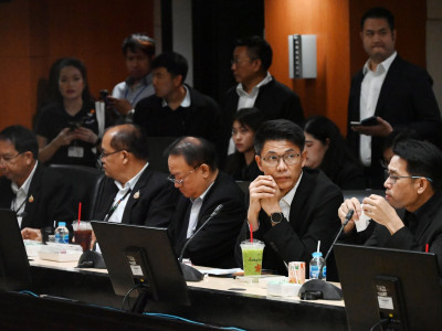นายประเสริฐ จันทรรวงทอง รัฐมนตรีว่าการกระทรวงศึกษาธิการ ... พารามิเตอร์รูปภาพ 45