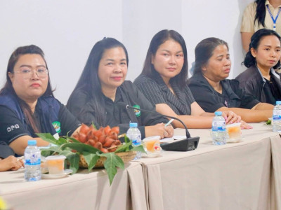 รองอธิบดีกรมส่งเสริมสหกรณ์ พร้อมด้วย นายศิวกร ศรีภักดี ... พารามิเตอร์รูปภาพ 20