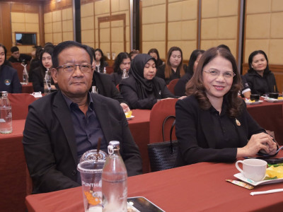 รองอธิบดีกรมส่งเสริมสหกรณ์ พร้อมด้วย นางสาวปรานอม ... พารามิเตอร์รูปภาพ 23