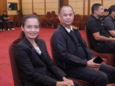 รองอธิบดีกรมส่งเสริมสหกรณ์ พร้อมด้วย นางสาวปรานอม ... พารามิเตอร์รูปภาพ 32