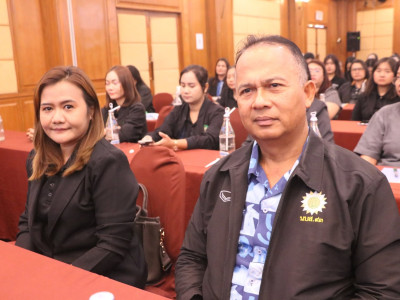รองอธิบดีกรมส่งเสริมสหกรณ์ พร้อมด้วย นางสาวปรานอม ... พารามิเตอร์รูปภาพ 34