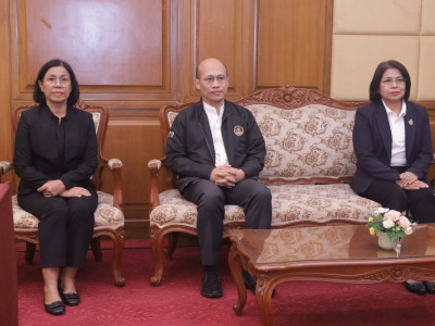 รองอธิบดีกรมส่งเสริมสหกรณ์ พร้อมด้วย นางสาวปรานอม ... พารามิเตอร์รูปภาพ 4