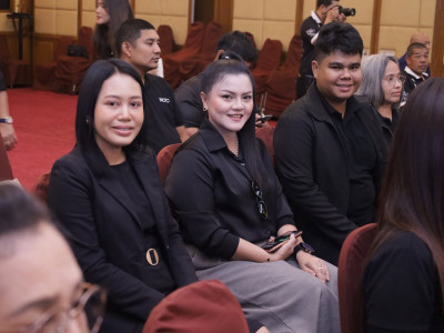 รองอธิบดีกรมส่งเสริมสหกรณ์ พร้อมด้วย นางสาวปรานอม ... พารามิเตอร์รูปภาพ 48