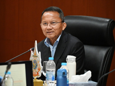 นายสมศักดิ์ เทพสุทิน ประธานกรรมการ ... พารามิเตอร์รูปภาพ 3